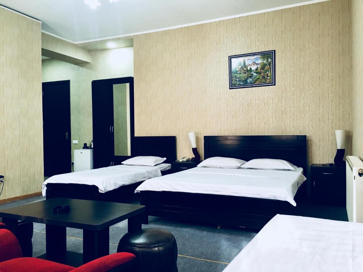 Hotel Nice Tbilisi Zewnętrze zdjęcie