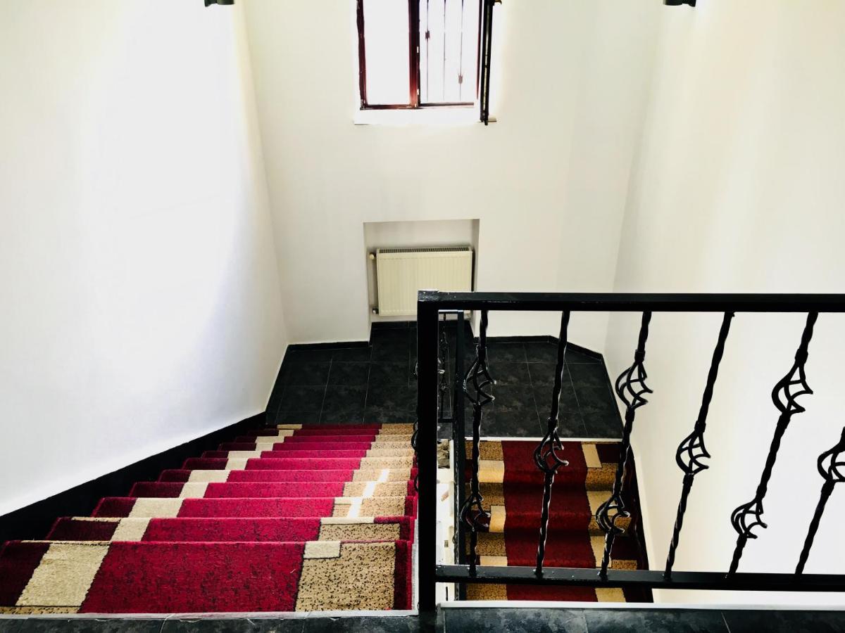 Hotel Nice Tbilisi Zewnętrze zdjęcie